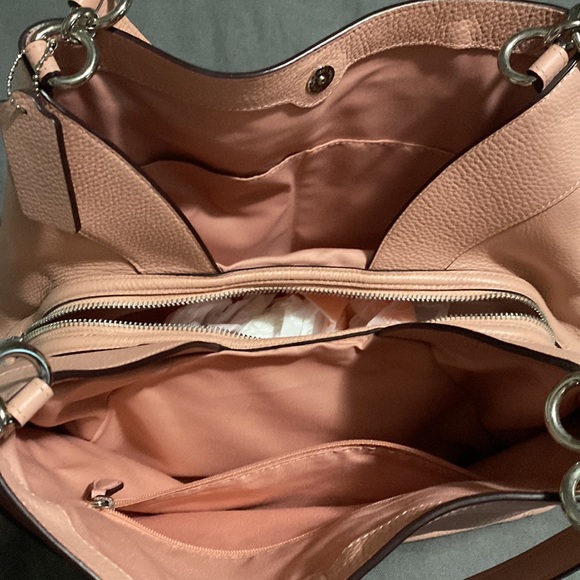 Coach purse - Picture 2 of 8